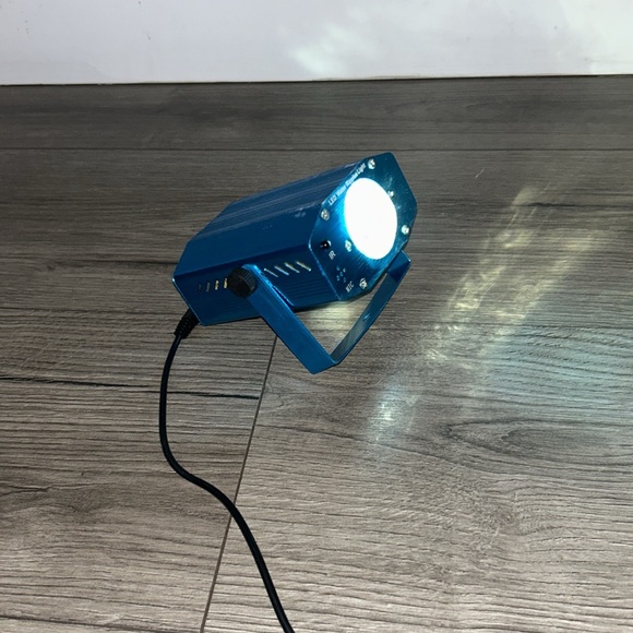 LED Water Ripples Light with remote controller - Picture 5 of 6